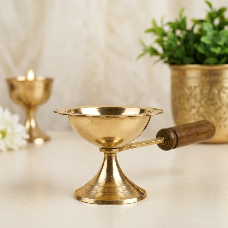 ROLIMOLI Brass Dhoop Dani | Incense Dhup Burner,Brass Handcrafted Puja Dhoop,Dhoop Dhuni, Sambrani Dhoop,with Wooden Handle Set of 1