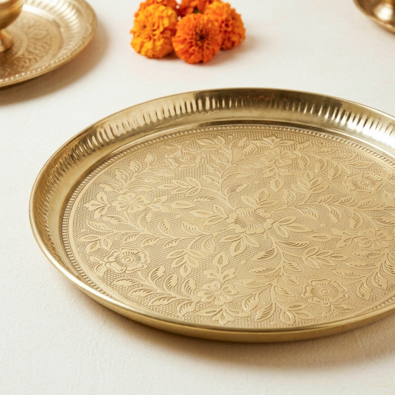 ROLIMOLI Handmade Pure Brass Puja Thali with Flower Embossed Design | 7 Inch Brass Aarti Plate for Puja, Mandir & Temple | Traditional Pooja Thali for Diwali, Griha Pravesh & Festival Gift