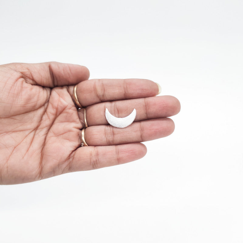 ROLIMOLI Pure Silver Half Moon Piece for Pooja (Size : L-2.1cm * W-0.7cm * H-0.1cm | Weight : 1gm Approxe)